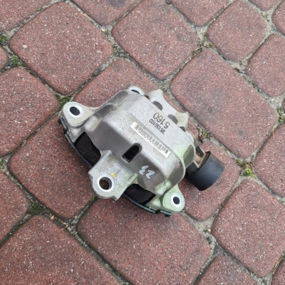 Poduszka łapa silnika 1.7CDTI Opel Mokka 95135160