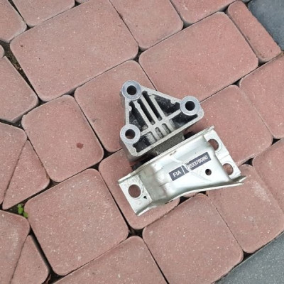 Poduszka łapa silnika NOWA BOXER 1363376080