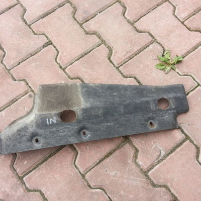 Podłoga obudowa osłona pod auto Opel INSIGNIA