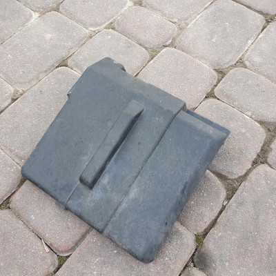 Pokrywa bezpieczników VIVARO TRAFIC 8200046403