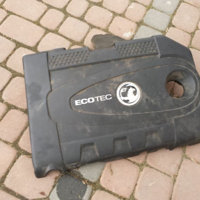 Pokrywa Silnika 2.0 CDTi Insignia Astra Meriva