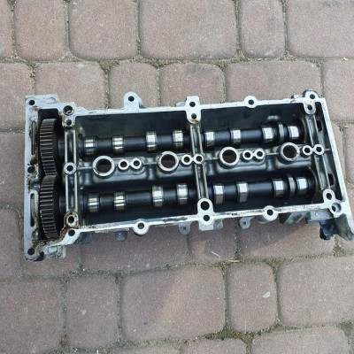 Pokrywa wałki zaworów 2.0D Opel Insignia 55565668