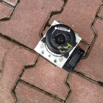 Pompa ABS ABS-u DIESEL Astra J