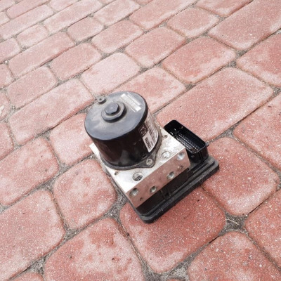 Pompa ABS hamulcowa Opel Astra J IV 13356788