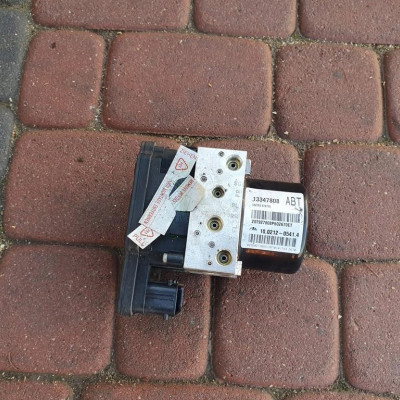 Pompa hamulcowa ABS Opel Astra J IV 13347808