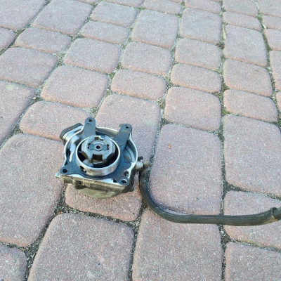 Pompa vacum Opel Combo D 55221325