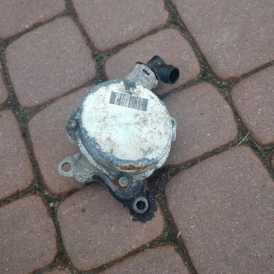 Pompa VACUM Vivaro Trafic III 146503760R