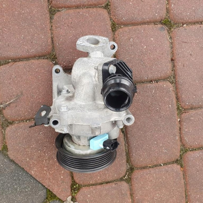 Pompa wody 1.6CDTI termostat Astra K V 55496778