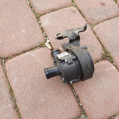 Pompa wody obiegowa VW Jetta 5C6 5Q0121591AA