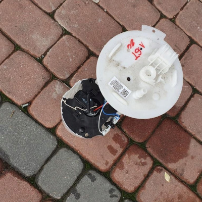 Pompka paliwa 1.6T Opel Zafira C 13593254