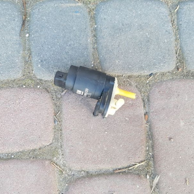 POMPKA SPRYSKIWACZY OPEL CORSA ZAFIRA B 13248320