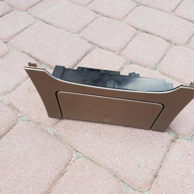 Popielniczka deski Opel Insignia