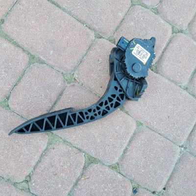 Potencjometr pedał gazu Opel Insignia B 84344894