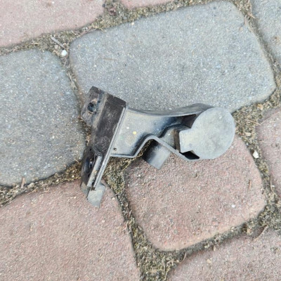 Poziomica przód przednia Opel Insignia 23422750