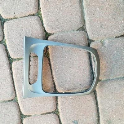 Półka osłonan tunelu Opel Astra K V 13449240