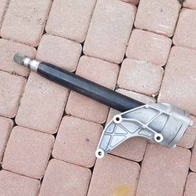 Połóś podpora 1.6 Opel Astra J IV 4 AA7W 13432488