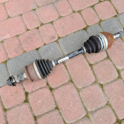 Półoś półośka 1.4T AAKG Opel Zafira C 13348263
