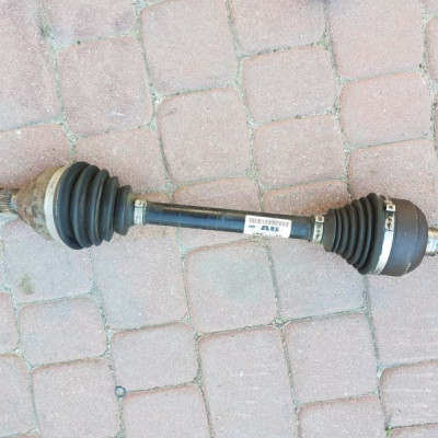 Półoś półośka przegub Opel Insignia 13228204 AU