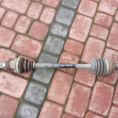 Półoś tylnia krótka OPEL Insignia 2.0 CDTI 4X4