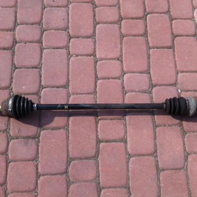 Półośka prawa dłóga Astra H 3 III 1.6