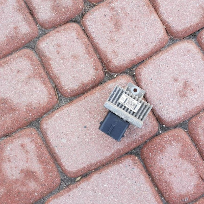 Przekaźnik świec Movano Master 2.3DCI 110678071R