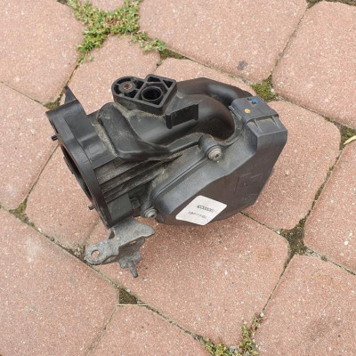 Przepustnica 1.6 DCI Vivaro B Trafic III