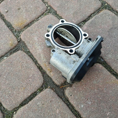 Przepustnica 1.7CDTI Opel Mokka 13579675