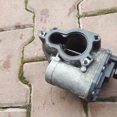 Przepustnica 8200796674D VIVARO TRAFIC PRIMASTAR