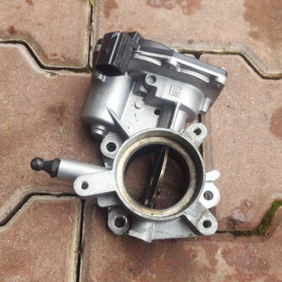 Przepustnica Opel Insignia Astra J 2.0D 55564164