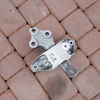 Poduszka łapa silnika Opel Astra J IV 4 13248549