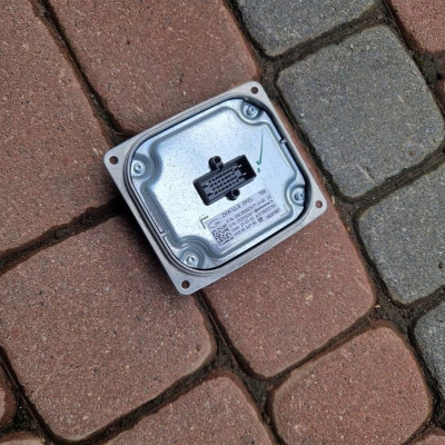 Przetwornica lampy przód Opel Astra K V 39241907