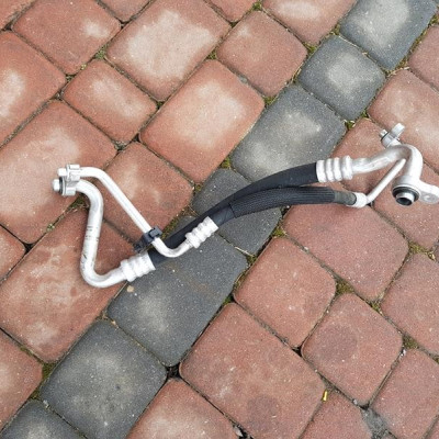 Przewód klimatyzacji klima Opel Insignia 13220108