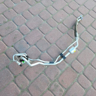 Przewód klimatyzacji Opel Corsa E 39025932