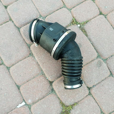 Przewód rura filtra powietrza 1.6T Opel Zafira C