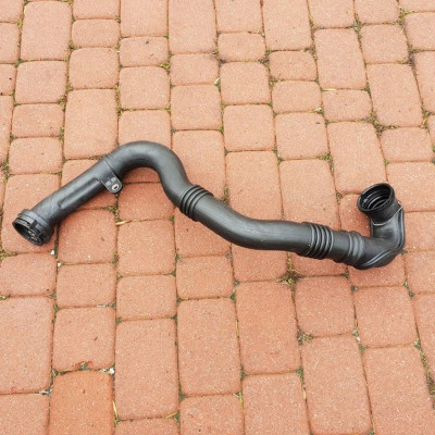 Przewód rura intercoolera 1.6D Zafira C 13345557
