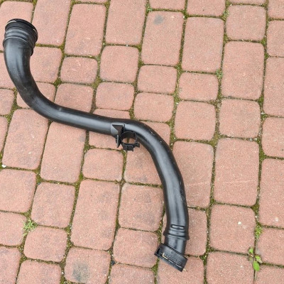 Przewód rura intercoolera Opel Astra K V 39201787