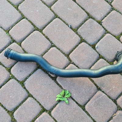 Przewód rura LIFT wody Opel Astra K V 39108286