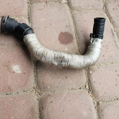 Przewód rura wąż 2.0T OPC Opel Astra J IV 13220136