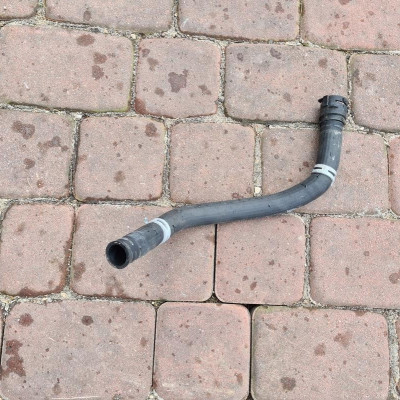 Przewód rura wąz wody 1.7CDTI Opel Mokka 95316528