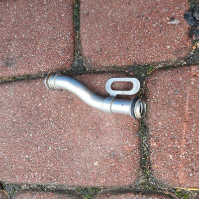 Przewód rura wody 1.6T Opel Corsa E 55353327