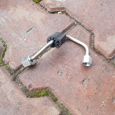 Przewód rurka wąż paliwowy Opel 55594496