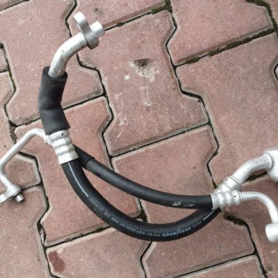 Przewód wąż klimatyzacji 2.0 CDTI Astra J