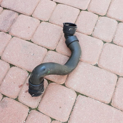 Przewód wąz wody 1.4T Opel Astra 4 IV J 13251435