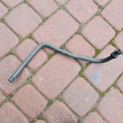 Przewód wąż wody 1.4T Opel Astra J IV 13251471