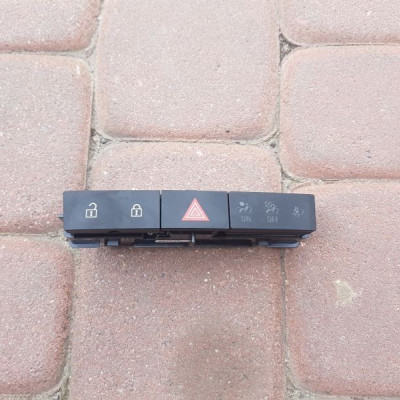 Przełacznik awaryjnych Opel Astra J 4 IV 13285122