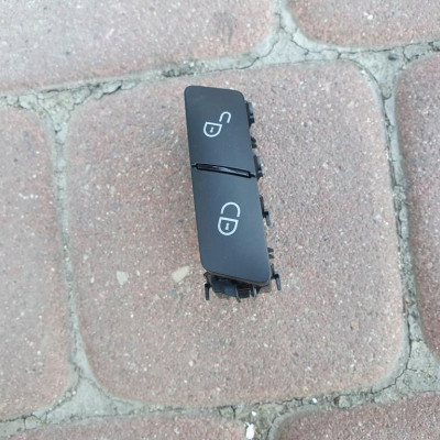 Przełacznik drzwi Mercedes W218 CLS A2049058402