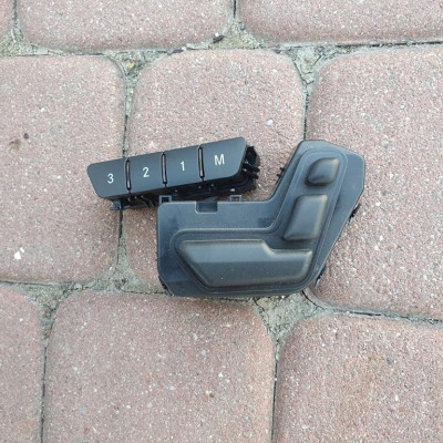 Przełacznik fotela Mercedes W218 CLS A2129059700