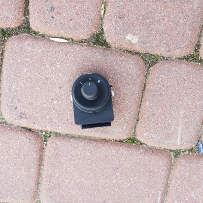 Przełącznik lusterek Insignia Astra J 13408436