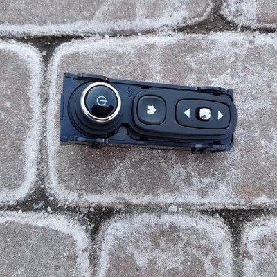 Przełacznik nawigacji Renault Captur 253B08825R