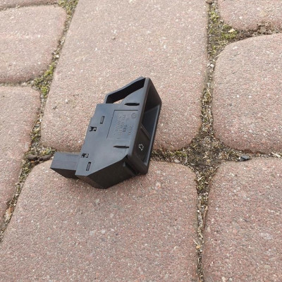 Przełącznik otwierania VW Jetta 5C6 1Y1959527A